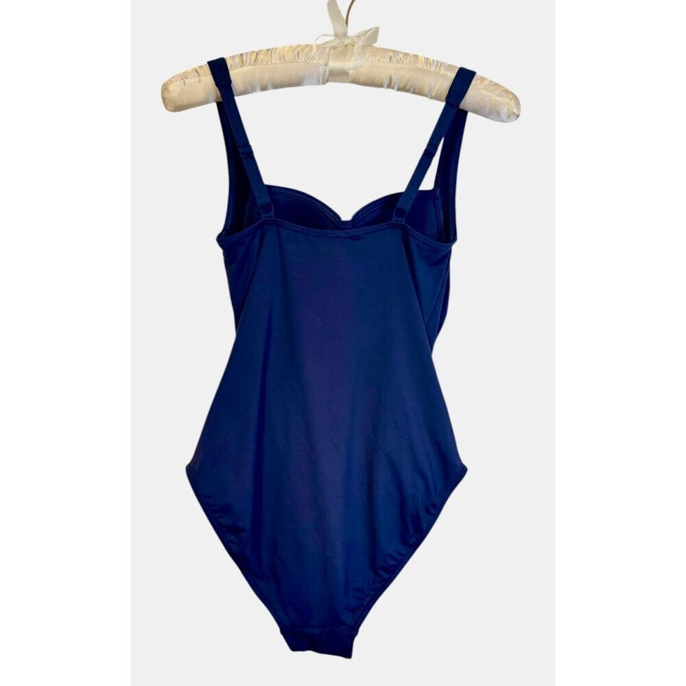 Nip Tuck Swim - Picture 2 of 6